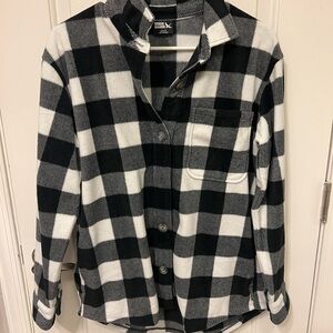 NEW Eddie Bauer Black and White Plaid Fleece Button-Up Shirt / Shacket